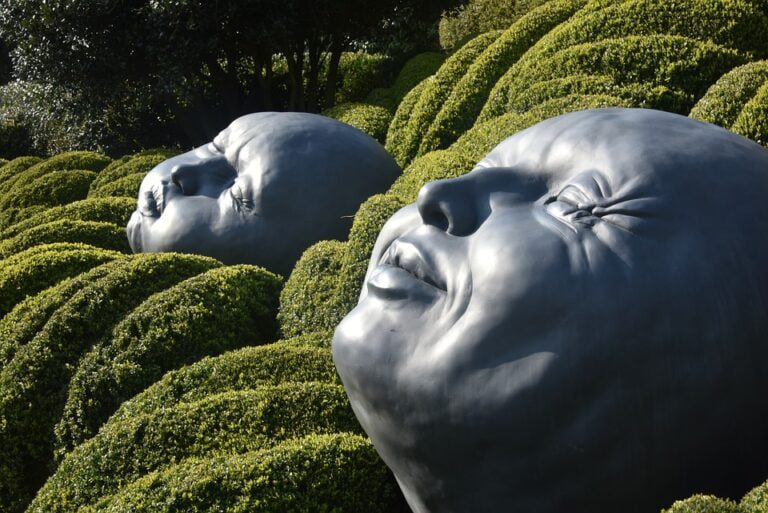 Behind the Bush: The History of Topiaries