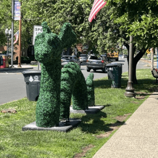 Life Size Whimsical Nessie / Sauropod on Display at a Park | TOPIARYTREE.NET