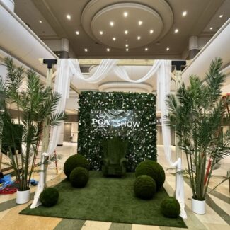 Topiary Exhibits @ Your Service | TOPIARYTREE.NET