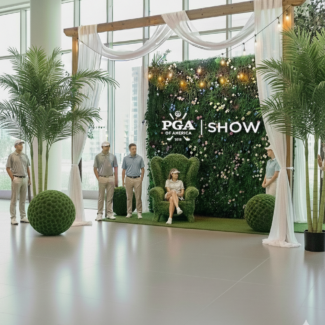 Topiary Exhibits @ Your Service | TOPIARYTREE.NET