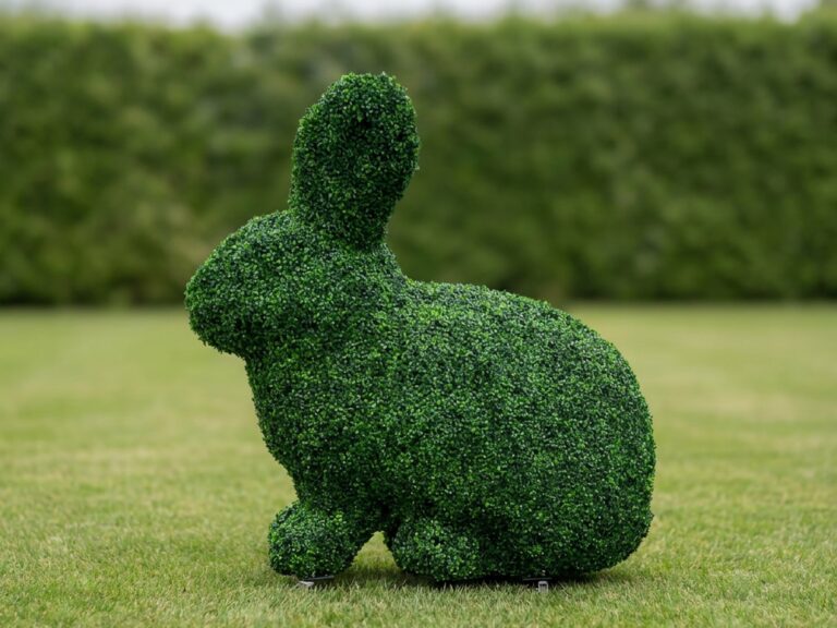 Rabbit Topiary, 6 ft, Wrapped in Outdoor Boxwood