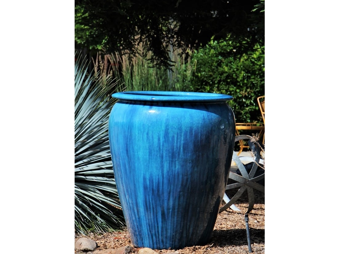 Urn Smooth Finished Urn Smooth Finished
