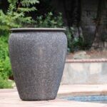 Urn Smooth Finished — Silver Rock