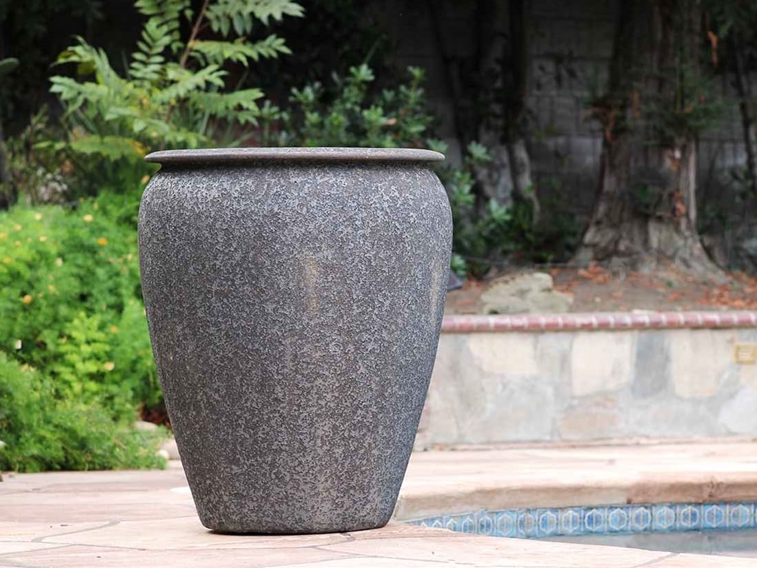 Urn Smooth Finished Urn Smooth Finished