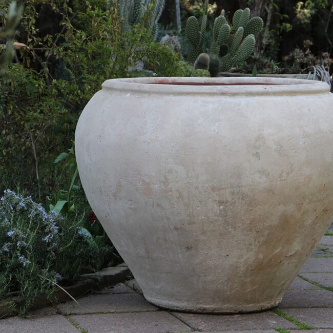 Chateau Broad Jar