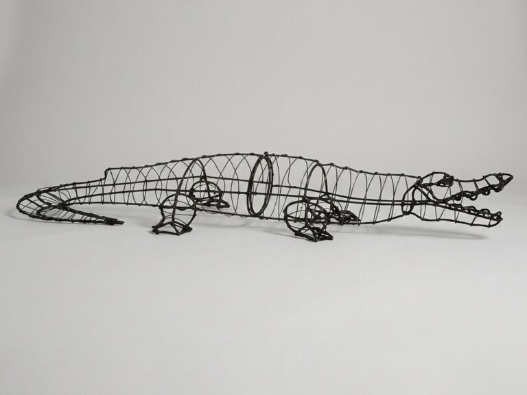 Alligator Topiary, 9 inch (Frame)