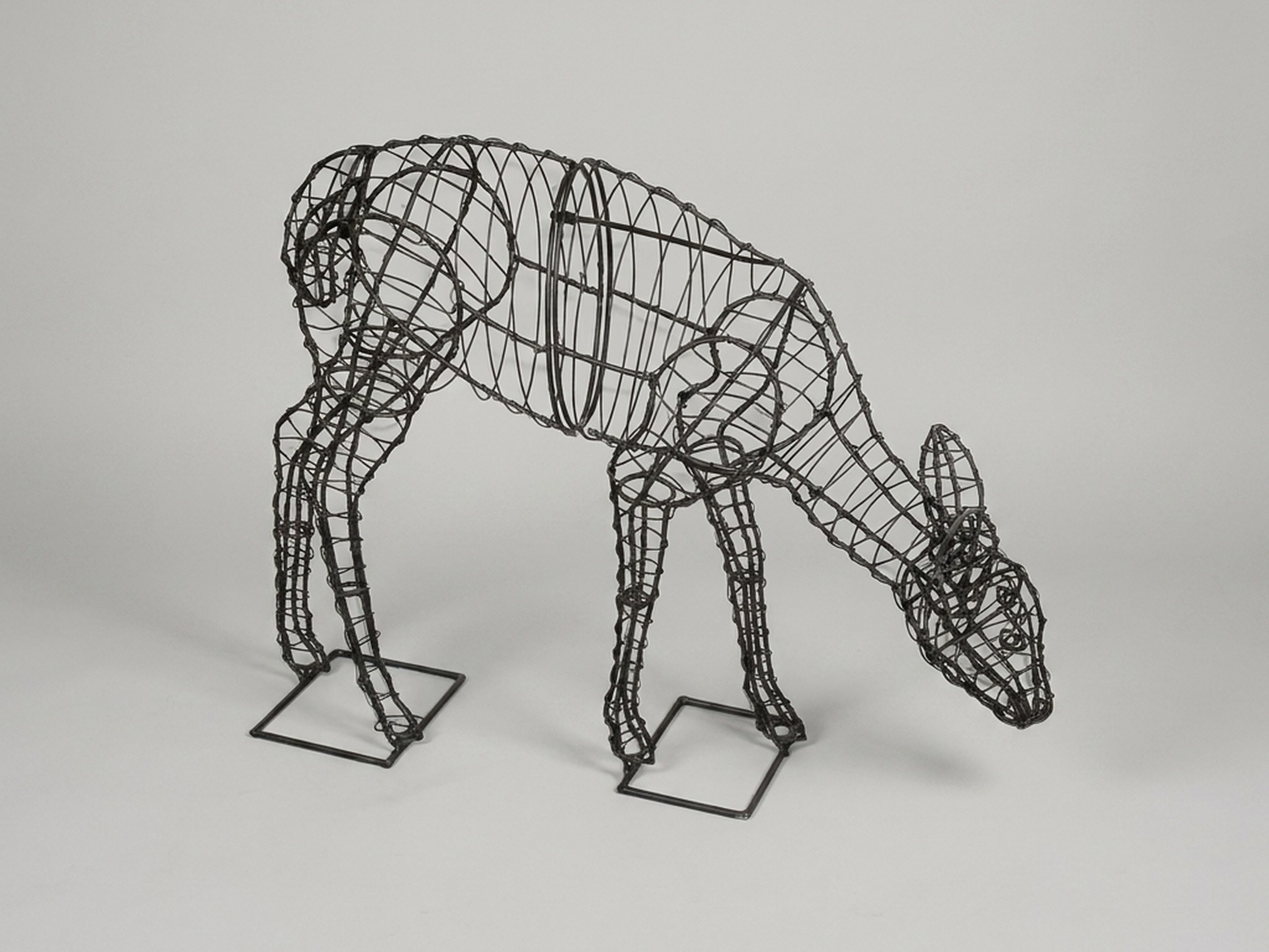 Doe Topiary, Wire frame, 31 in Doe Topiary, Wire frame, 31 in
