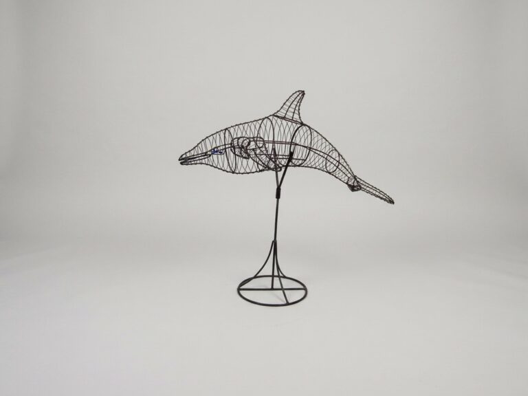 Dolphin Topiary Frame, 33 Inch