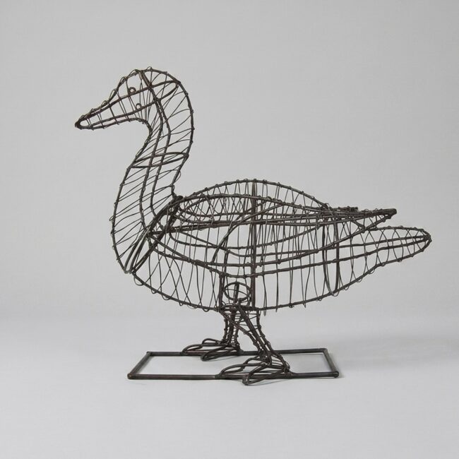 Duck Topiary Frame, 9–19 in