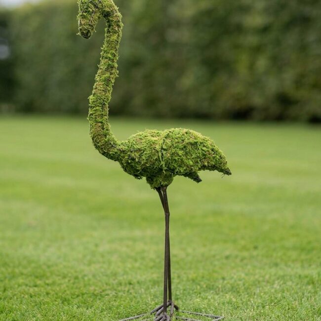 Flamingo Topiary, 54 inch Mossed, 40–54 in