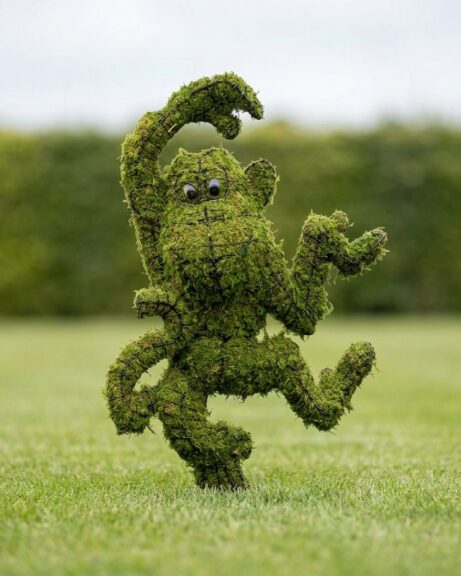 Animal Topiary - Mossed