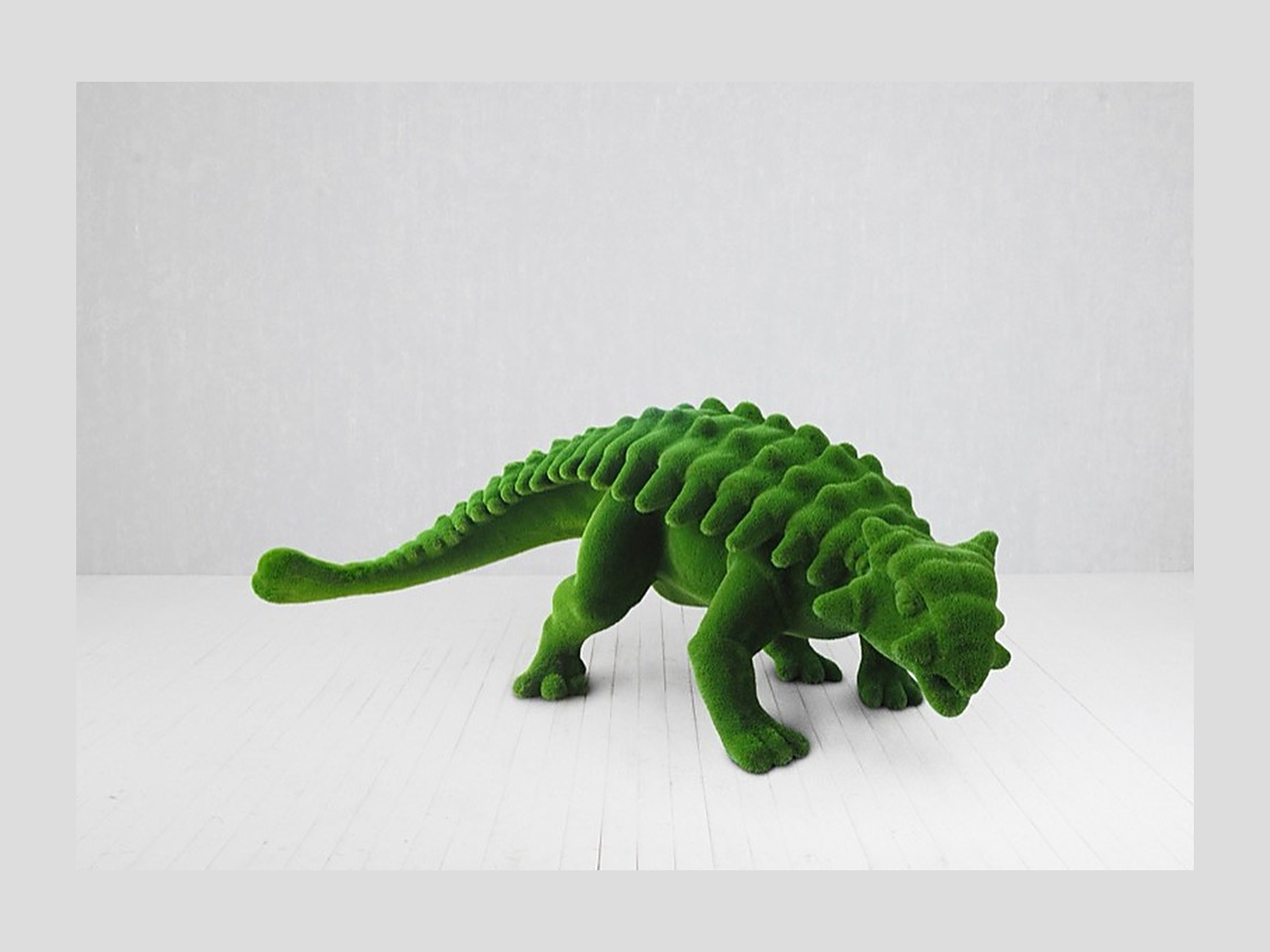 Green Dinosaur Topiary Figurine Green Dinosaur Topiary Figurine