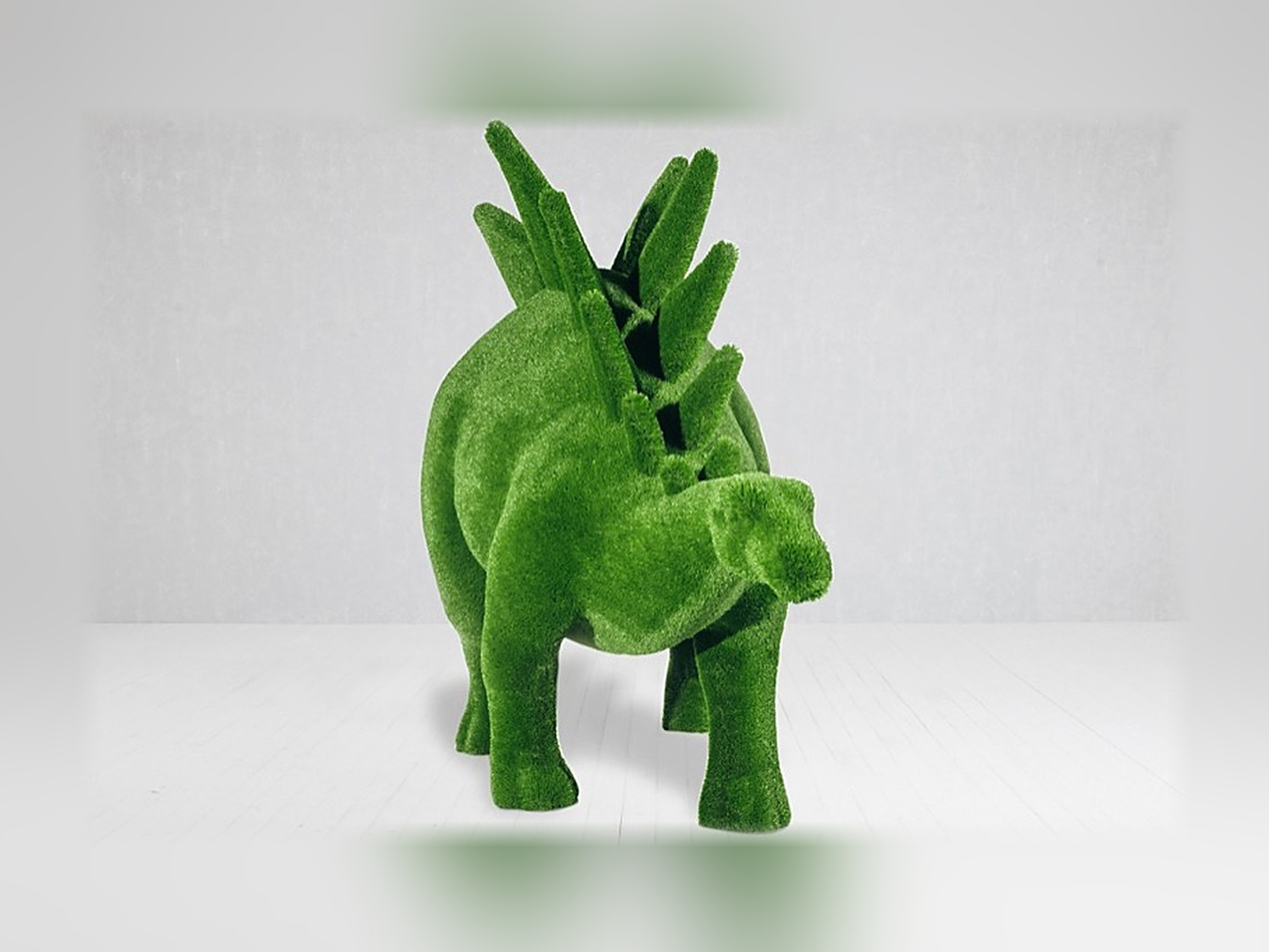 Grass Dinosaur Topiary, 8.69–11.81 ft