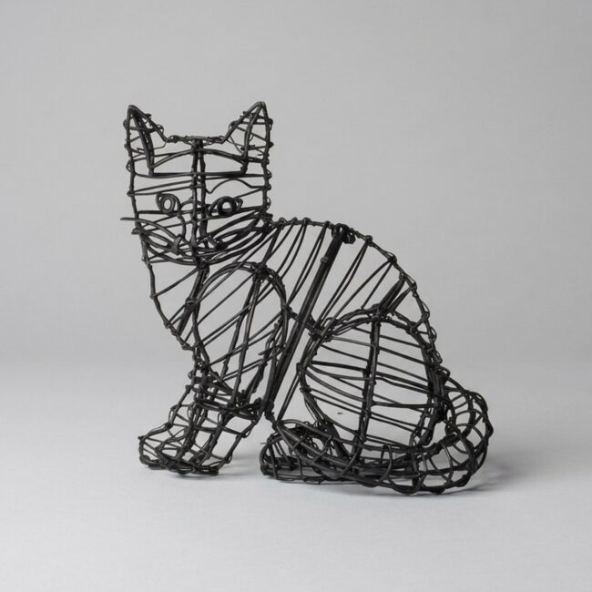 Sitting Kitten Topiary, 9 in (Frame)