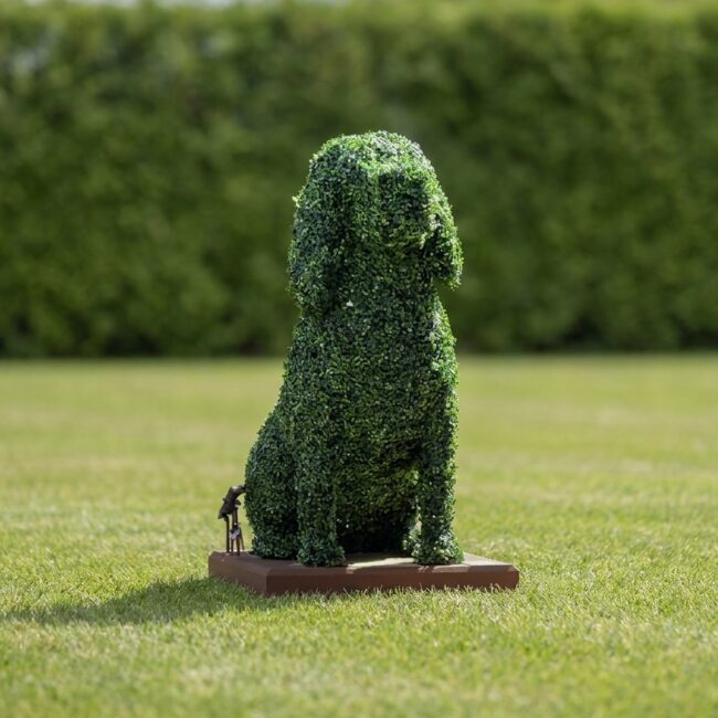 Large Sitting Dog Topiary, 4 ft