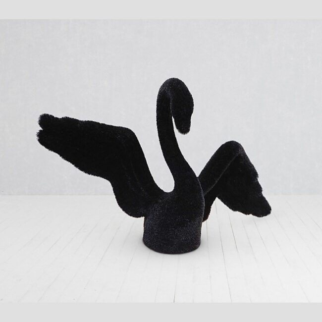 Black Swan Topiary Sculpture, 4.27 ft