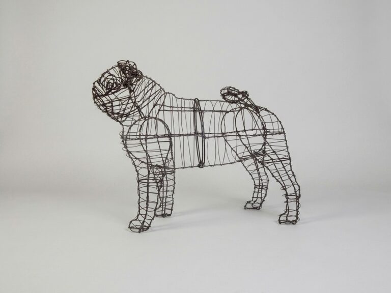 Pug Wire Frame Topiary, 18 Inch