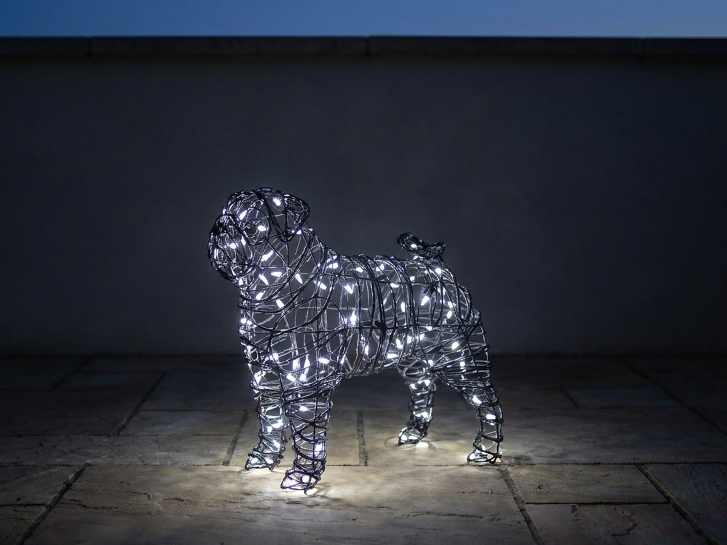 Pug Topiary, Lighted, 18 in