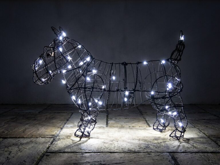 Scottie Lit Wire-Frame Topiary, 18 in