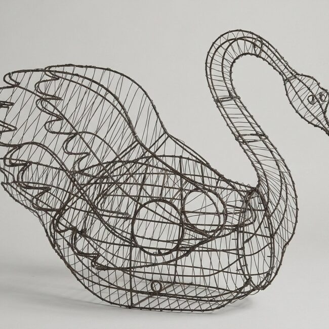 Swan Topiary Frame, 24 Inch