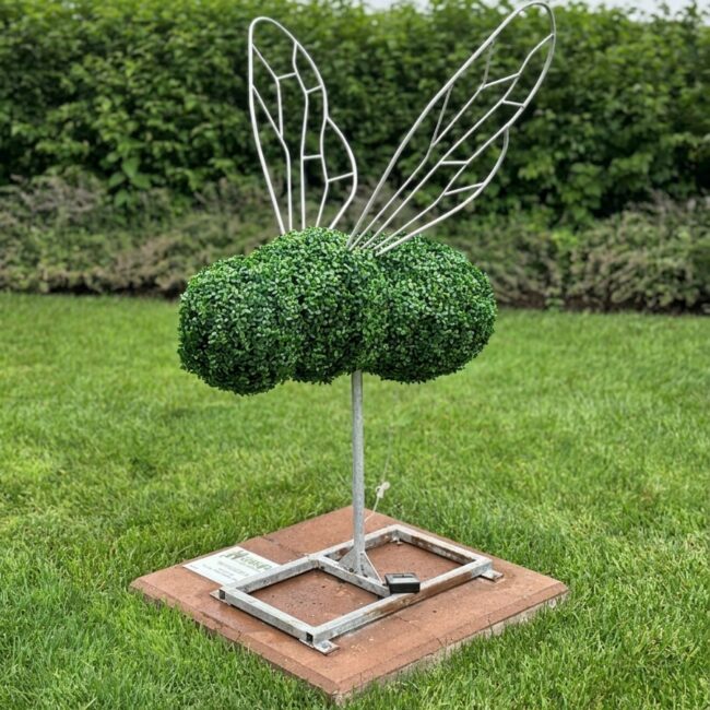 Bumble Bee Topiary