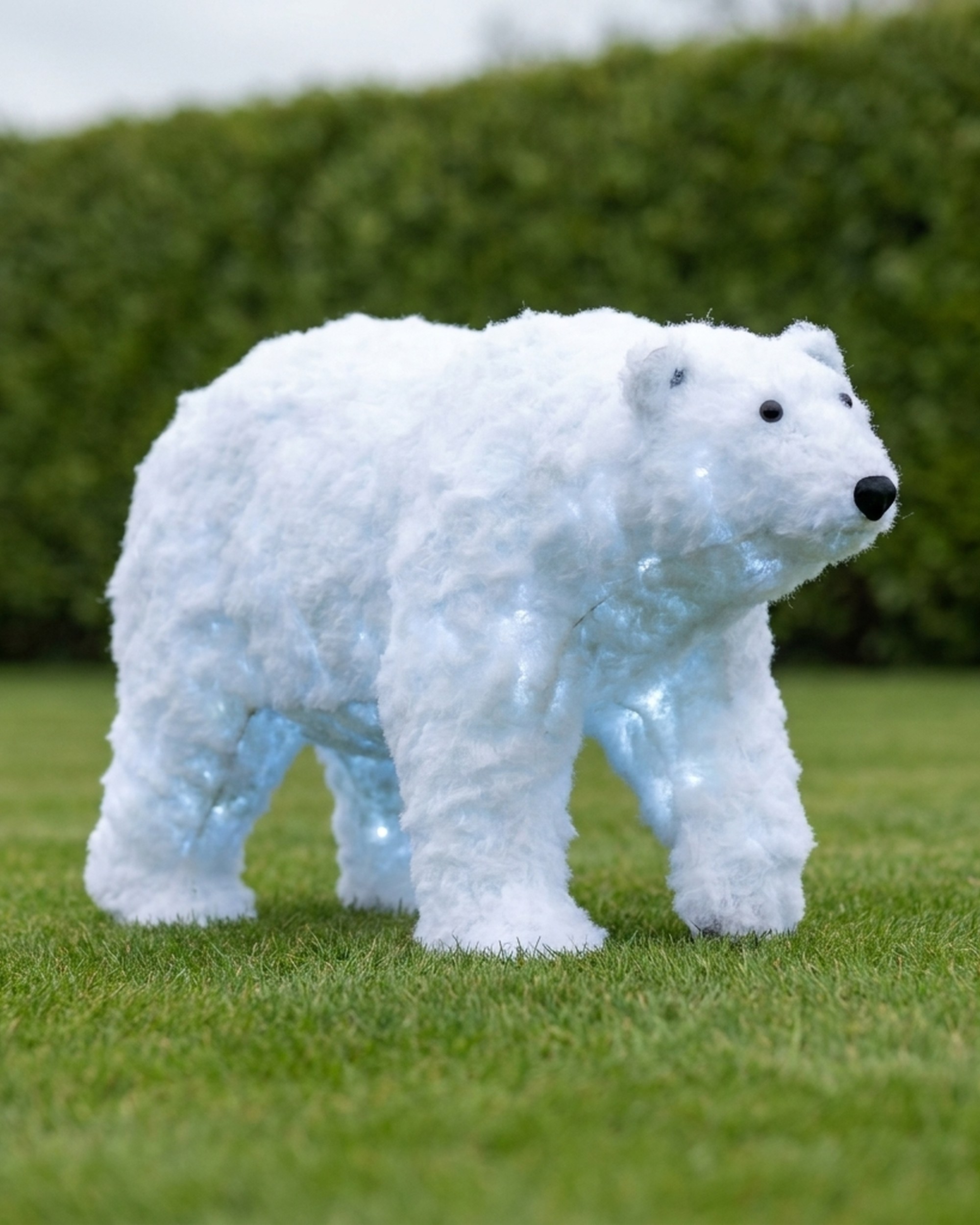 Polar Bear Topiary Polar Bear Topiary