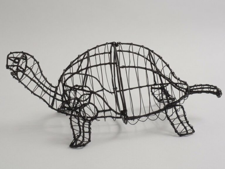 Turtle Topiary Frame, 12 in.