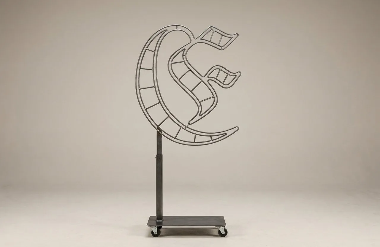 Monogram Letter E Topiary Frame, 72–90 in Monogram Letter E Topiary Frame, 72–90 in