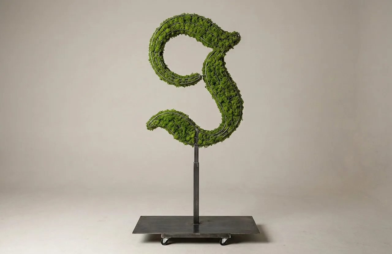 Monogram Letter I Topiary Frame, 72–90 in Monogram Letter I Topiary Frame, 72–90 in