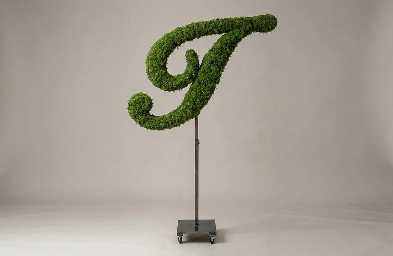 Monogram Letter I Topiary Frame, 72–90 in Monogram Letter I Topiary Frame, 72–90 in