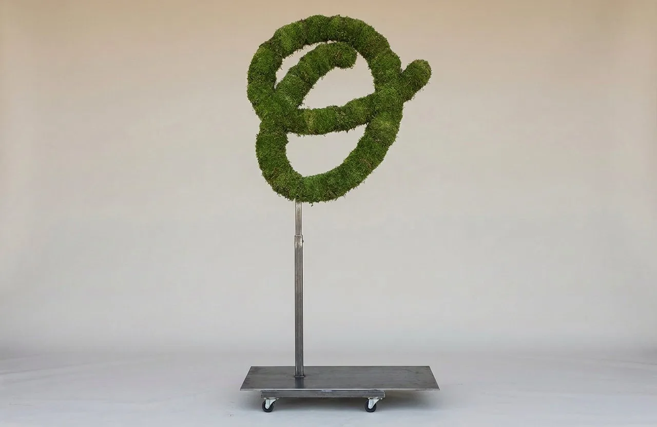 Monogram Letter O Topiary Frame, 72–90 in Monogram Letter O Topiary Frame, 72–90 in