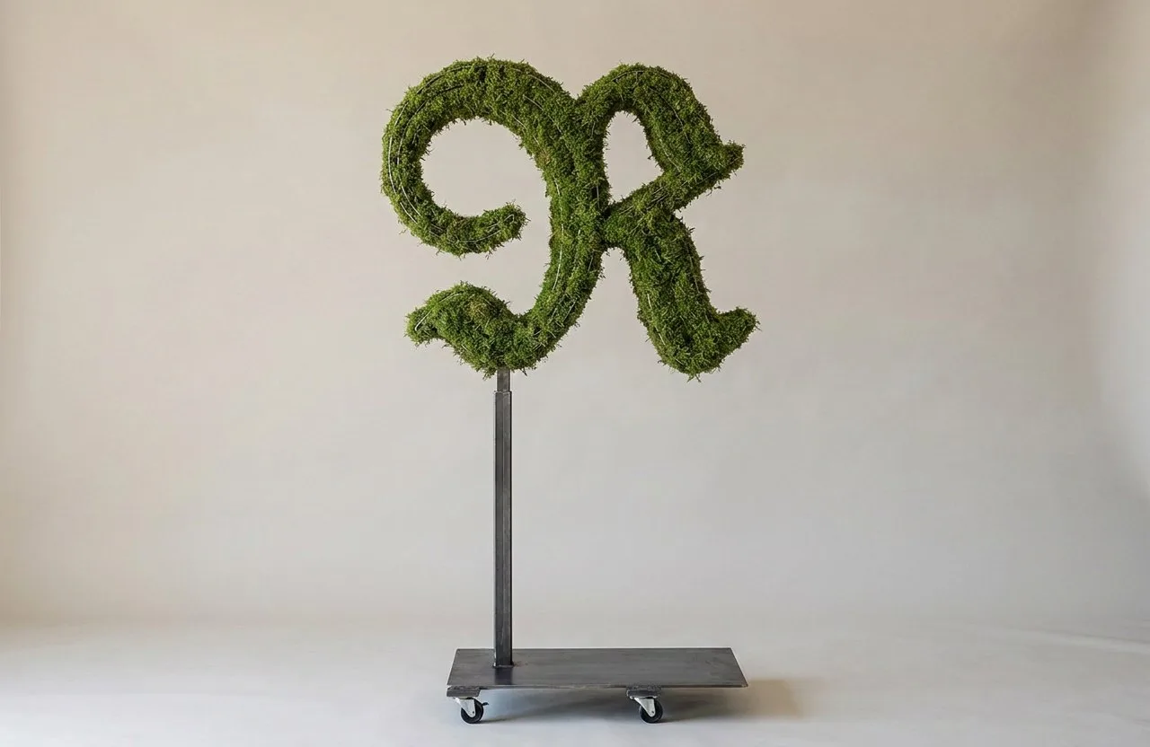 Monogram Letter R Topiary Frame, 72–90 in Monogram Letter R Topiary Frame, 72–90 in