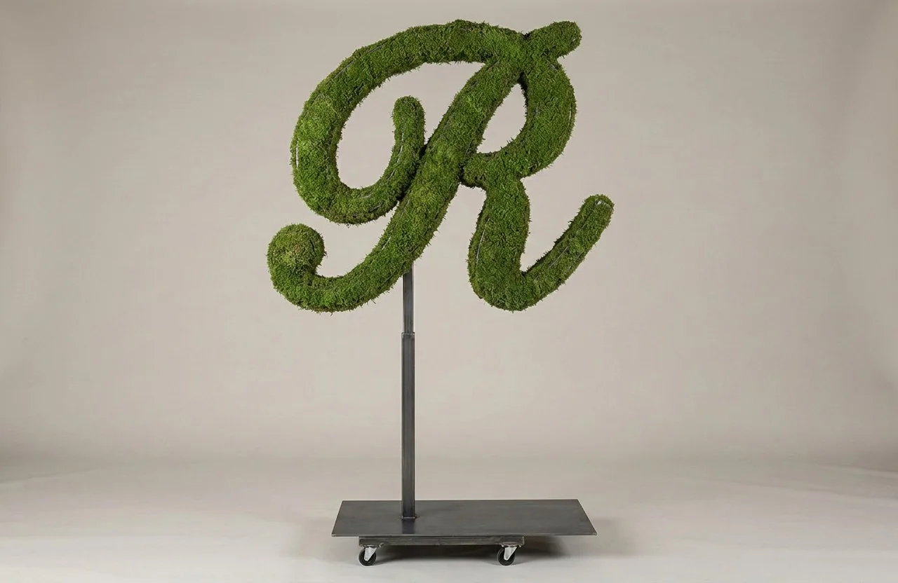 Monogram Letter R Topiary Frame, 72–90 in Monogram Letter R Topiary Frame, 72–90 in
